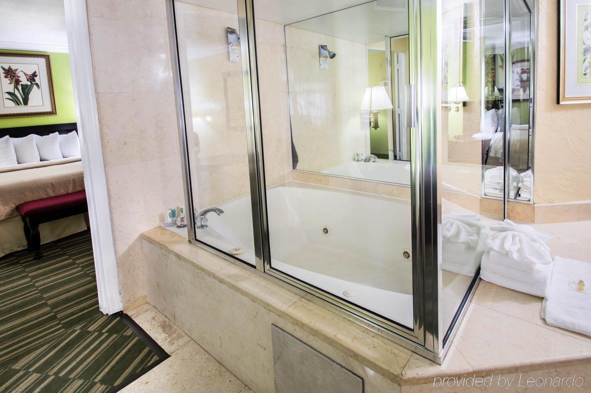 Quality Inn Ormond Beach Oceanfront מראה חיצוני תמונה