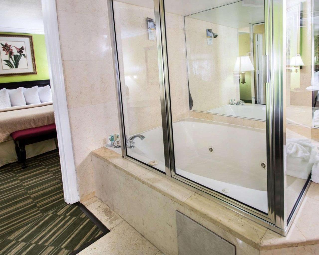 Quality Inn Ormond Beach Oceanfront מראה חיצוני תמונה